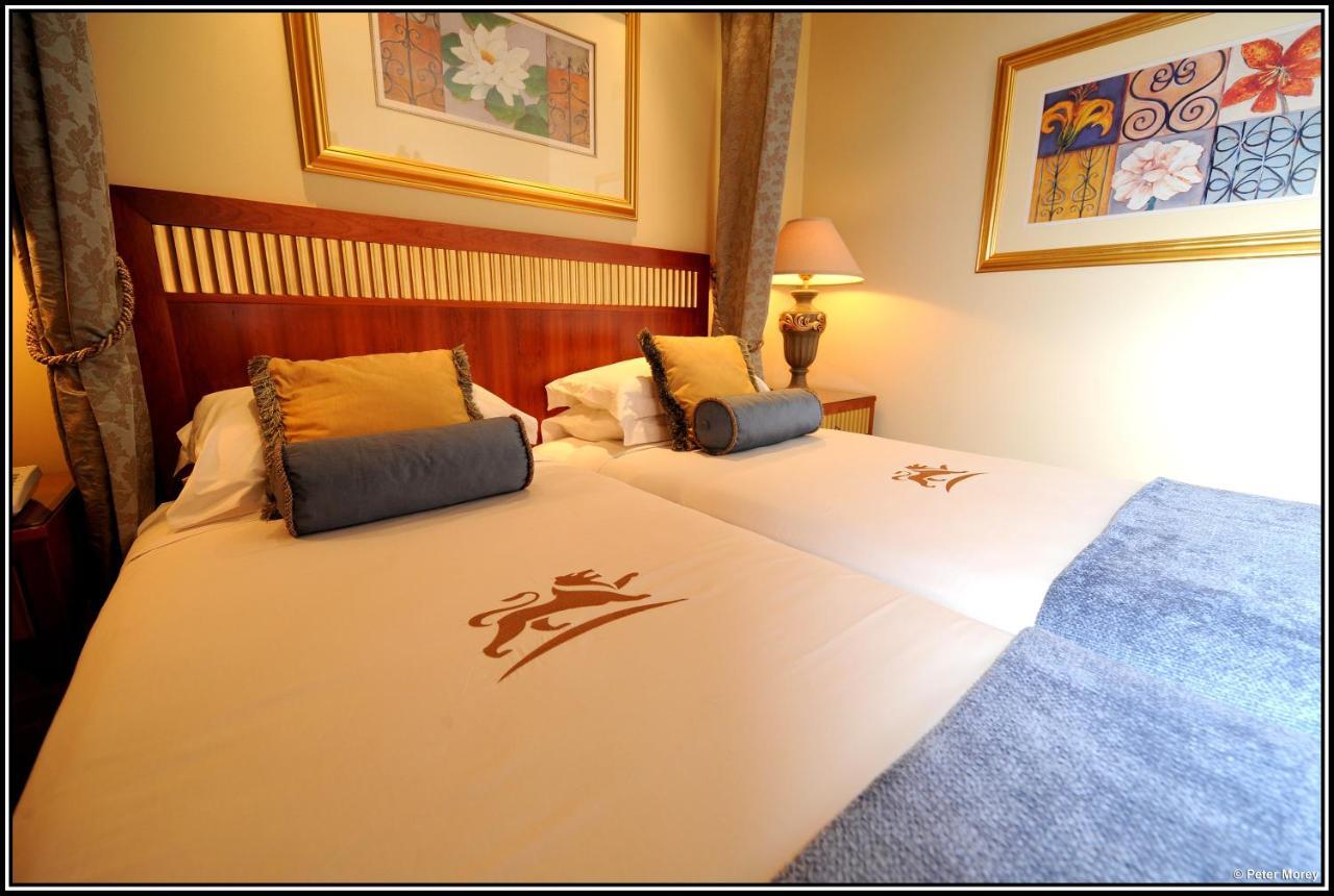 קמפטון פארק Peermont D'Oreale Grande At Emperors Palace מראה חיצוני תמונה